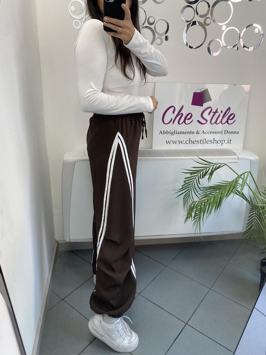 NOVITÀ Pantalone baggy con bande laterali