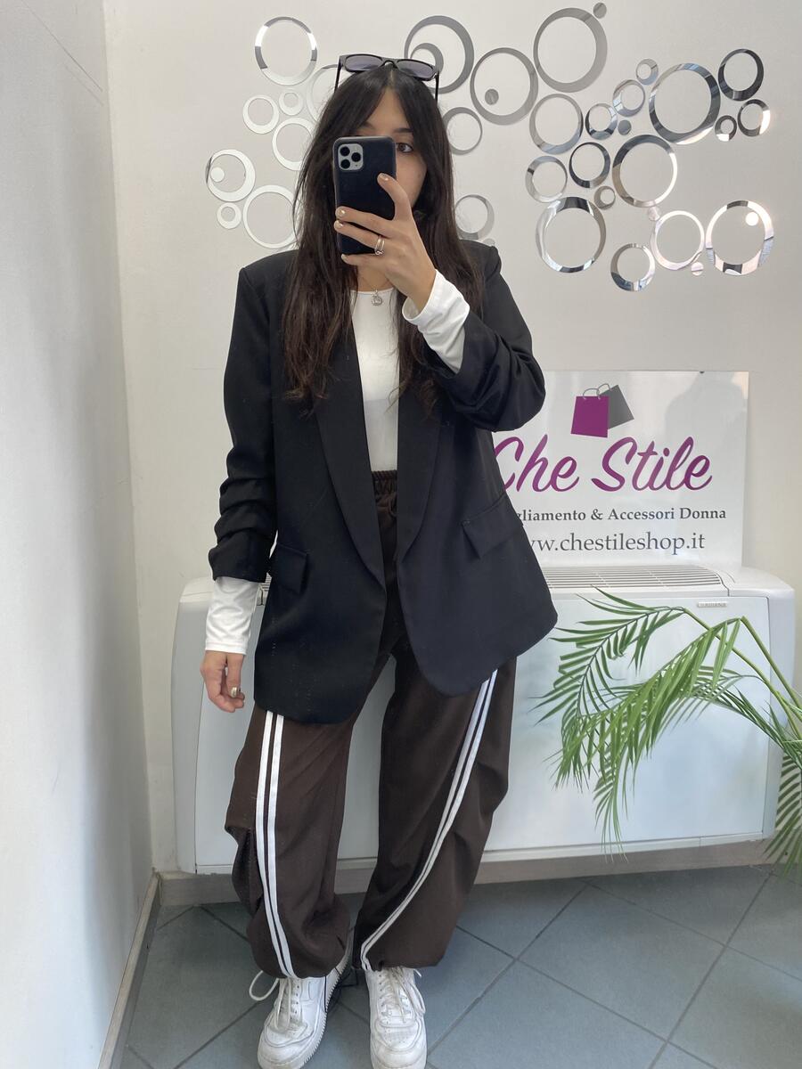 NOVITÀ Pantalone baggy con bande laterali