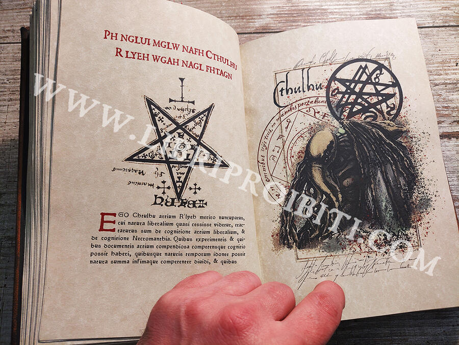 OFFER - 20% : NECRONOMICON -The mysterious and blasphemous manuscript of the mad arab Abdul Al Hazred, born from the mind of H.P. Lovecraft