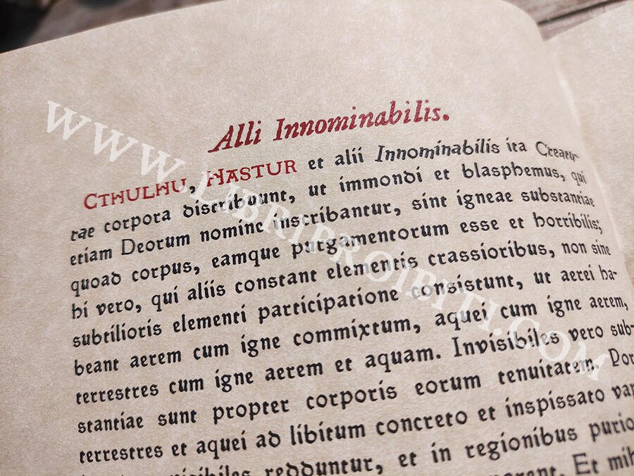 OFFER - 20% : NECRONOMICON -The mysterious and blasphemous manuscript of the mad arab Abdul Al Hazred, born from the mind of H.P. Lovecraft