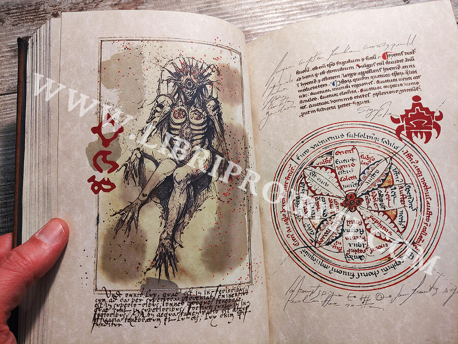 OFFER - 20% : NECRONOMICON -The mysterious and blasphemous manuscript of the mad arab Abdul Al Hazred, born from the mind of H.P. Lovecraft