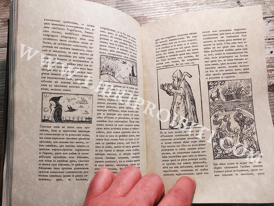 OFFER - 20% : NECRONOMICON -The mysterious and blasphemous manuscript of the mad arab Abdul Al Hazred, born from the mind of H.P. Lovecraft