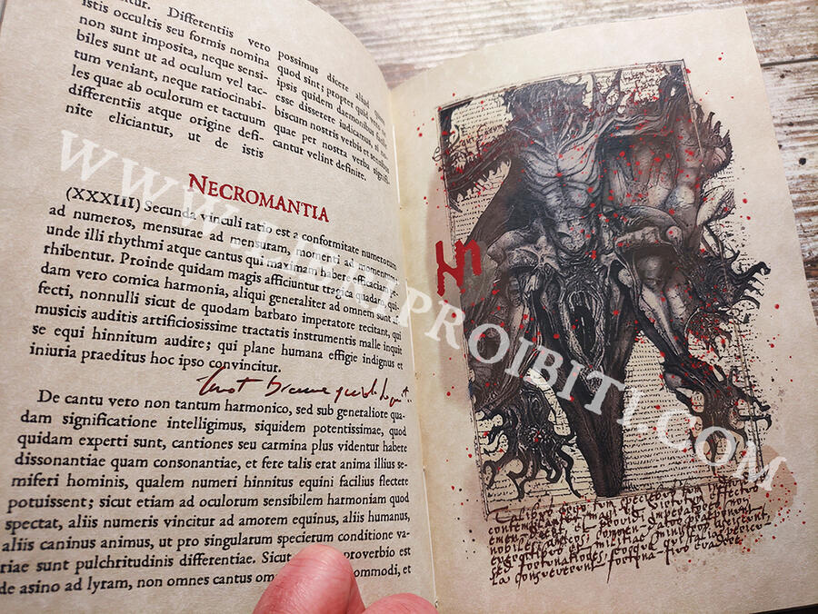 OFFER - 20% : NECRONOMICON -The mysterious and blasphemous manuscript of the mad arab Abdul Al Hazred, born from the mind of H.P. Lovecraft