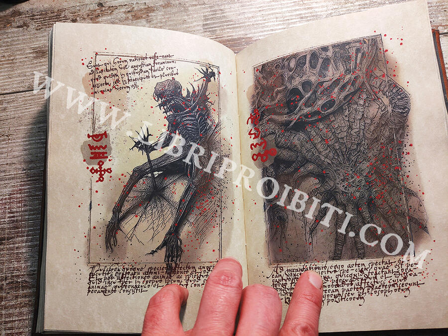 OFFER - 20% : NECRONOMICON -The mysterious and blasphemous manuscript of the mad arab Abdul Al Hazred, born from the mind of H.P. Lovecraft