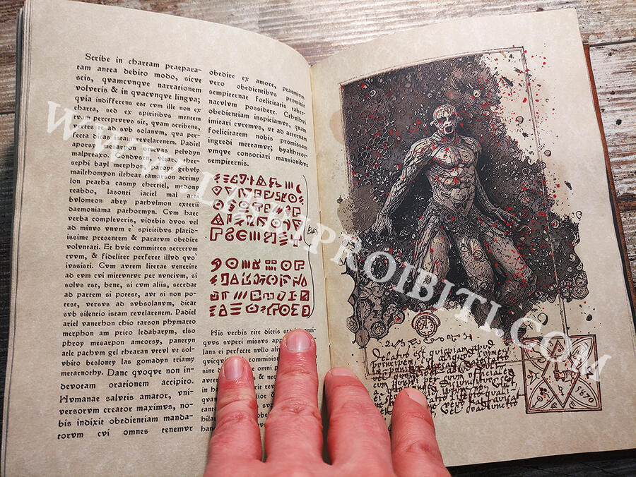 OFFER - 20% : NECRONOMICON -The mysterious and blasphemous manuscript of the mad arab Abdul Al Hazred, born from the mind of H.P. Lovecraft