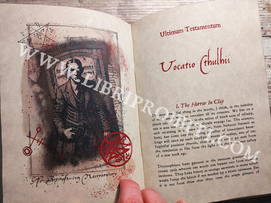 OFFER - 20% : NECRONOMICON -The mysterious and blasphemous manuscript of the mad arab Abdul Al Hazred, born from the mind of H.P. Lovecraft