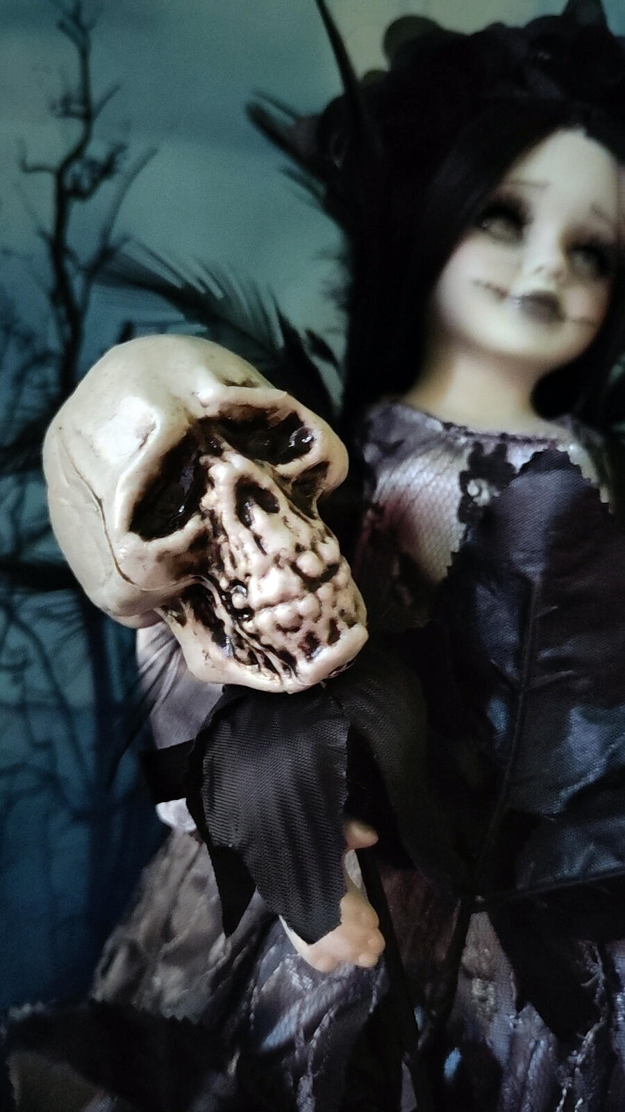 Lethia  - Bambola Necromante in porcellana gothic