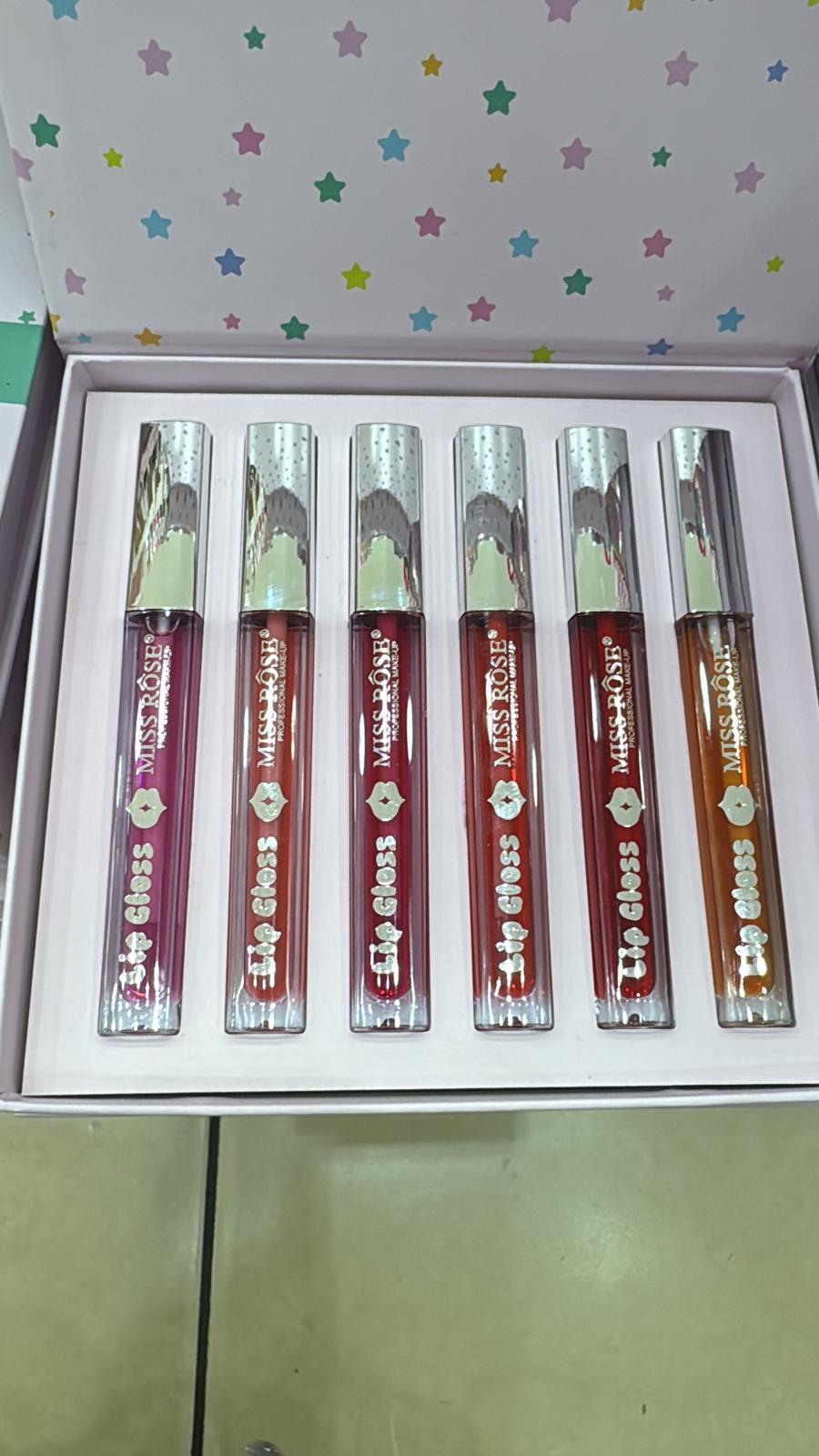 MISS ROSE SET DA 6 LIPGLOSS

 [Conf.da 3 set]