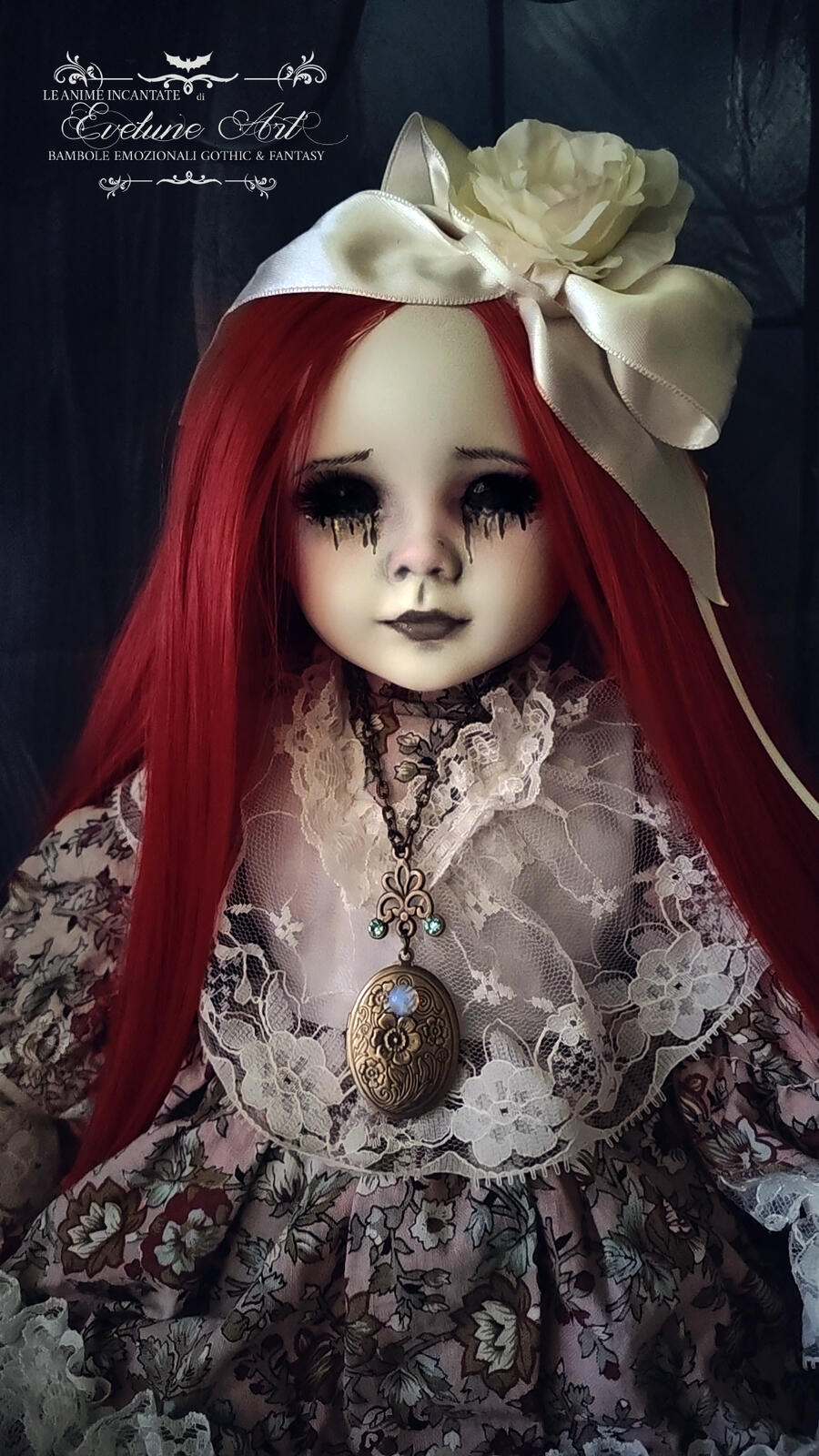 Rubina - Bambola in porcellana goth emozionale