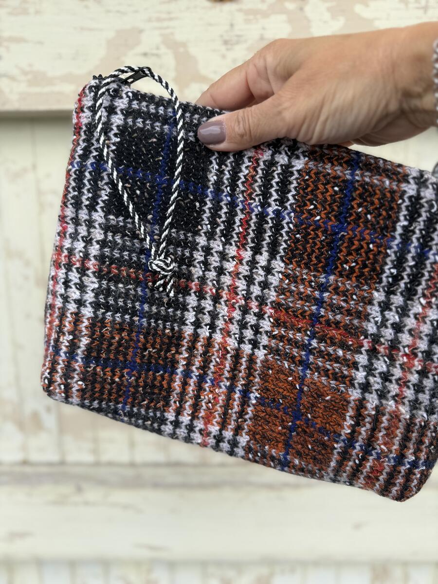 Clutch quadri e righe 