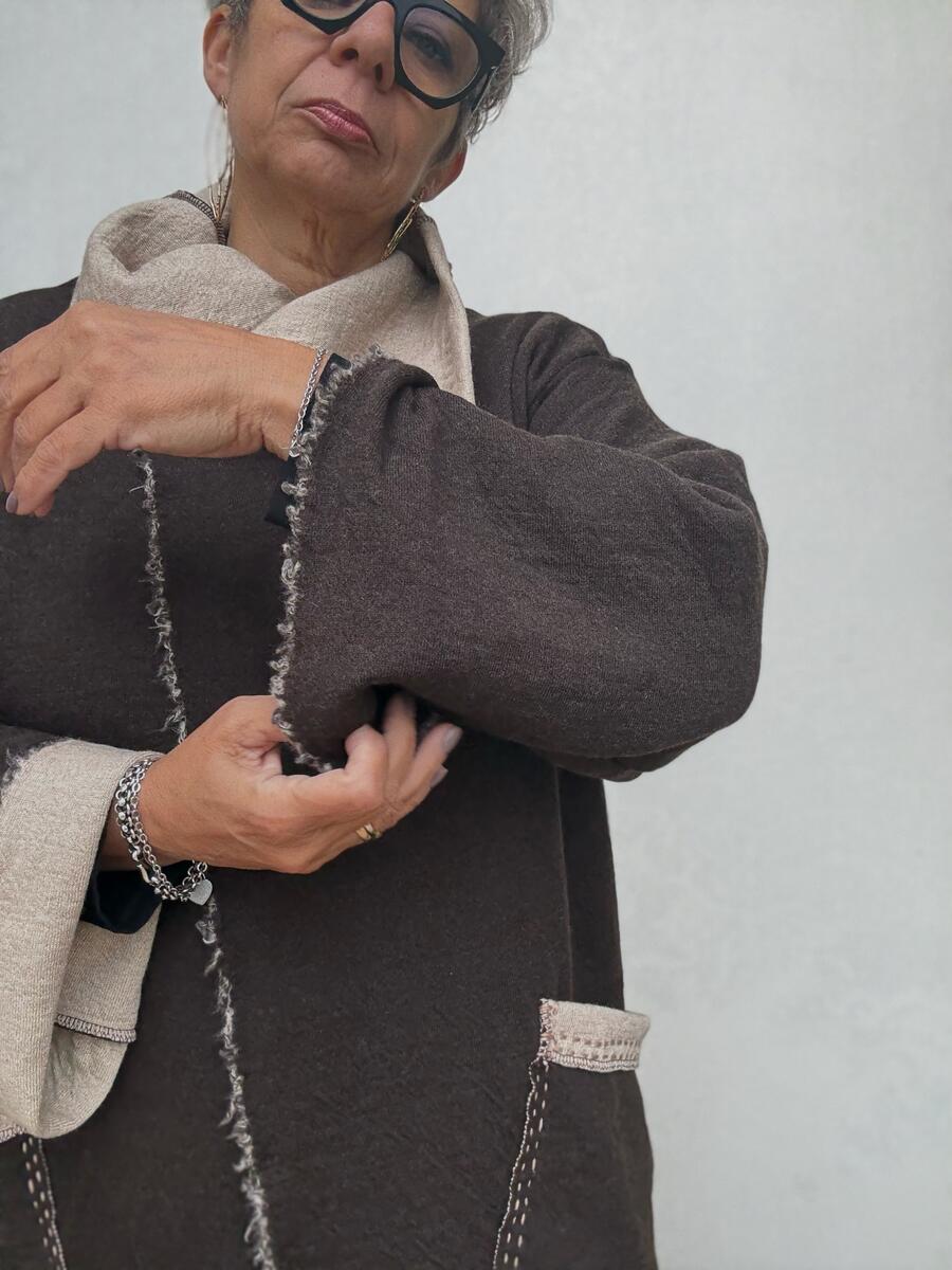 Giacca marrone e beige