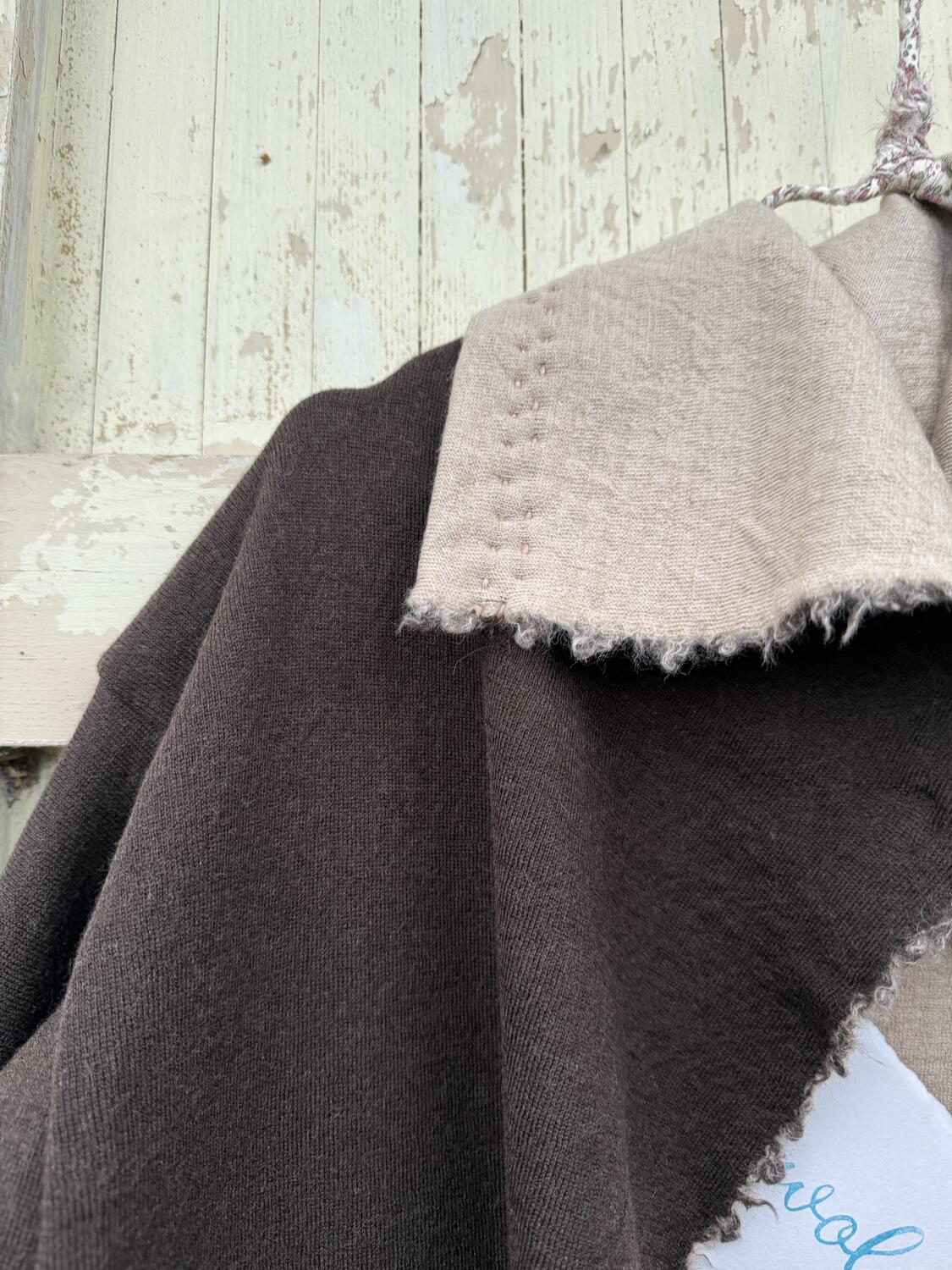 Giacca marrone e beige