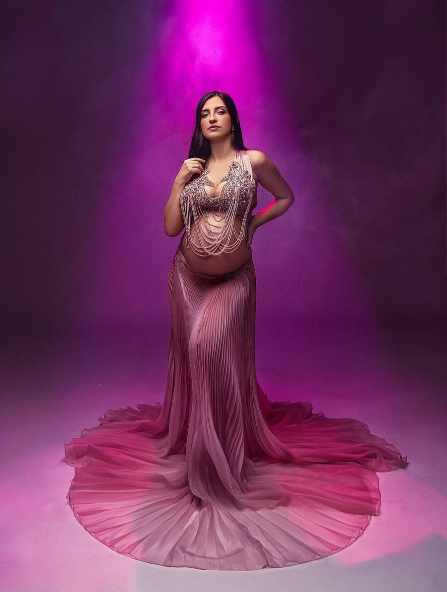 Ivy maternity outfit