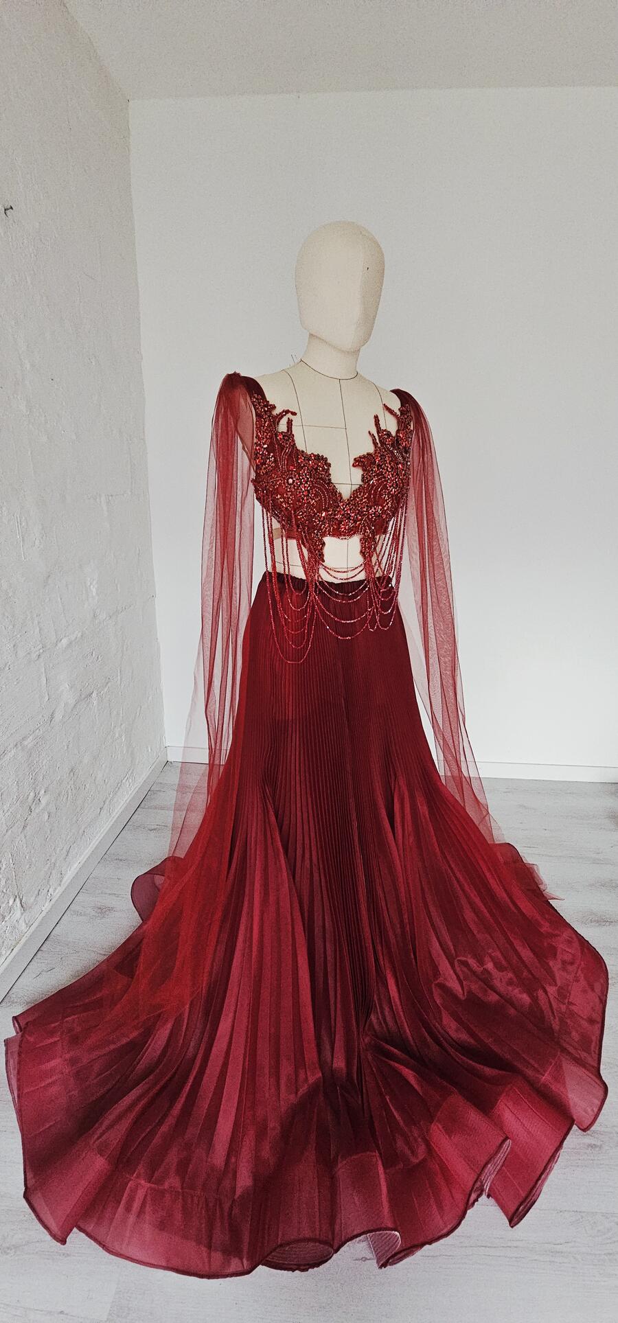 Ivy maternity outfit