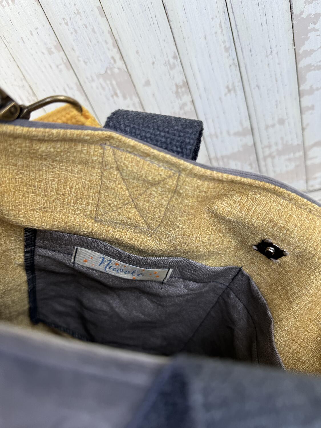 Borsa burgundy e giallo