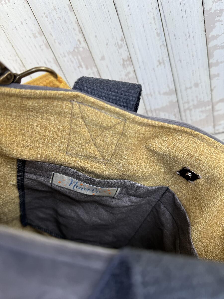 Borsa burgundy e giallo