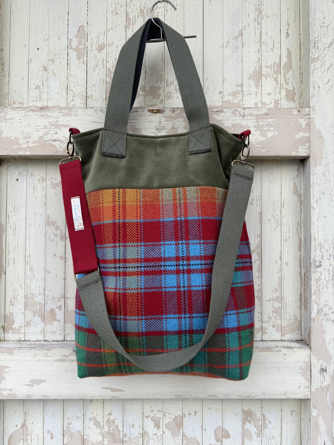 Borsa verde e arancio