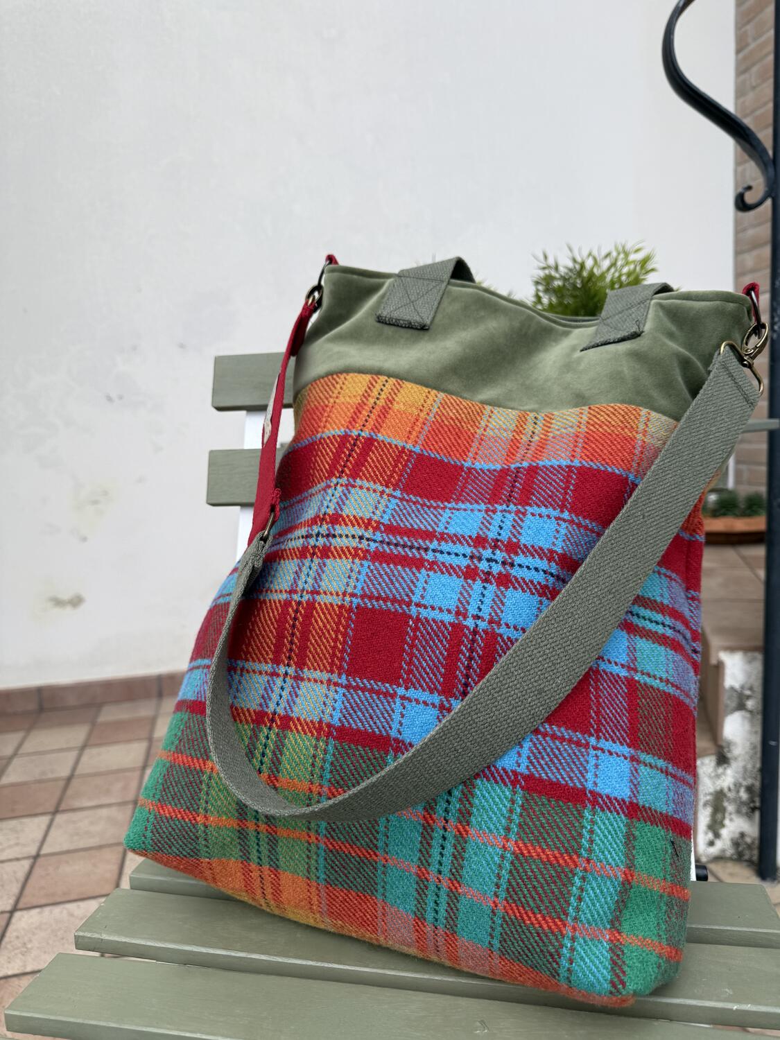 Borsa verde e arancio