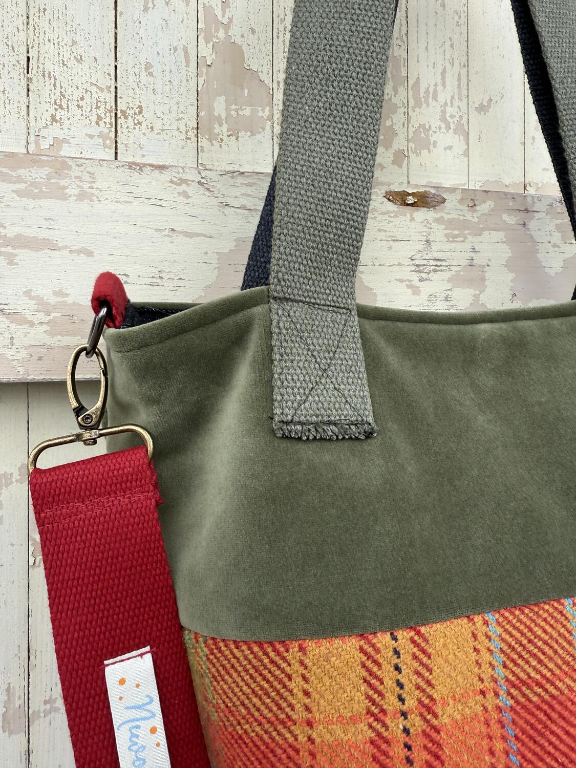 Borsa verde e arancio