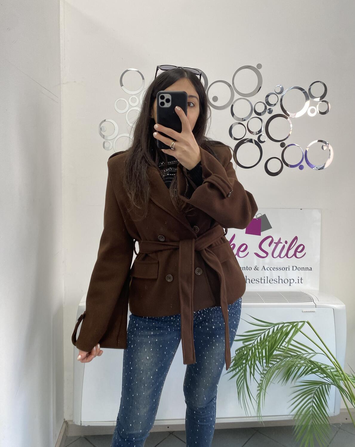 NOVITÀ Cappottino doppio petto con manica a campana