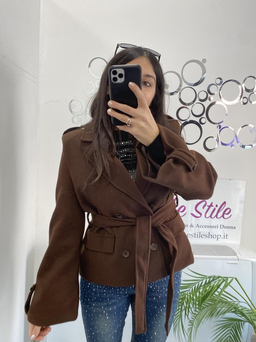 NOVITÀ Cappottino doppio petto con manica a campana