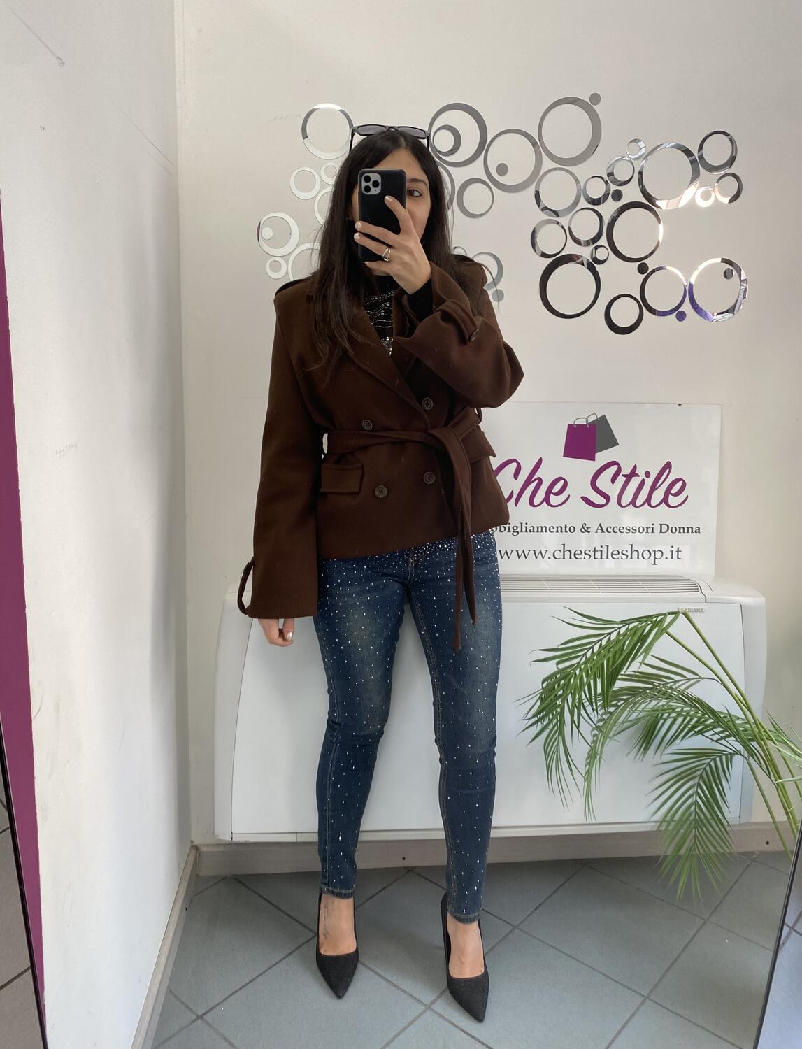 NOVITÀ Cappottino doppio petto con manica a campana