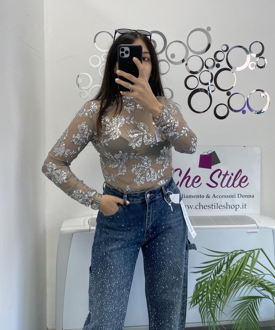 NOVITÀ Maglia velata con fiori in strass 