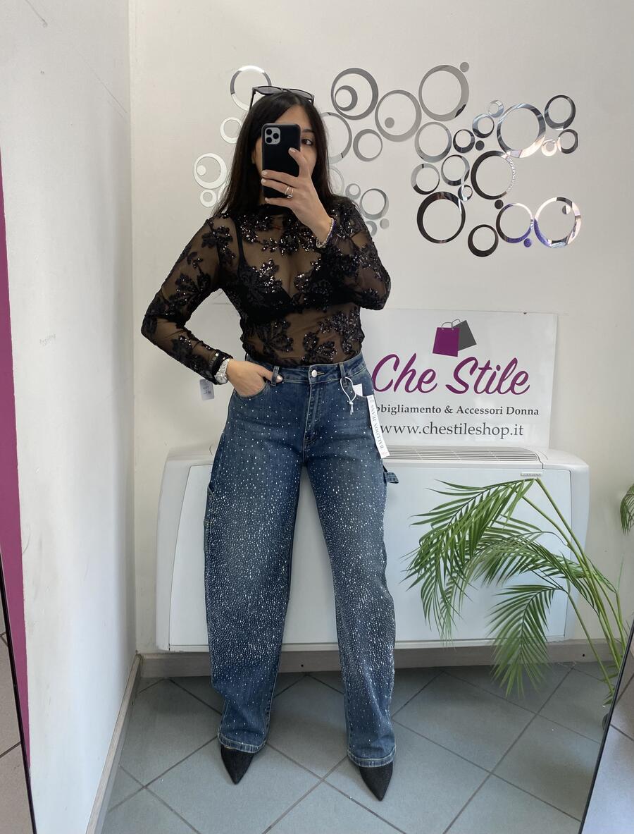 NOVITÀ Maglia velata con fiori in strass 