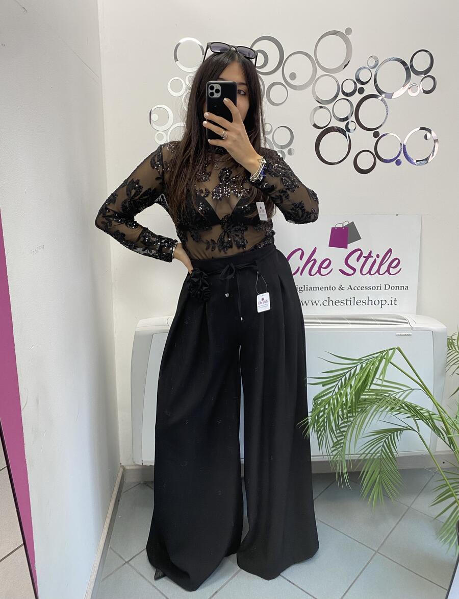 NOVITÀ Pantalone effetto gonna con spilla