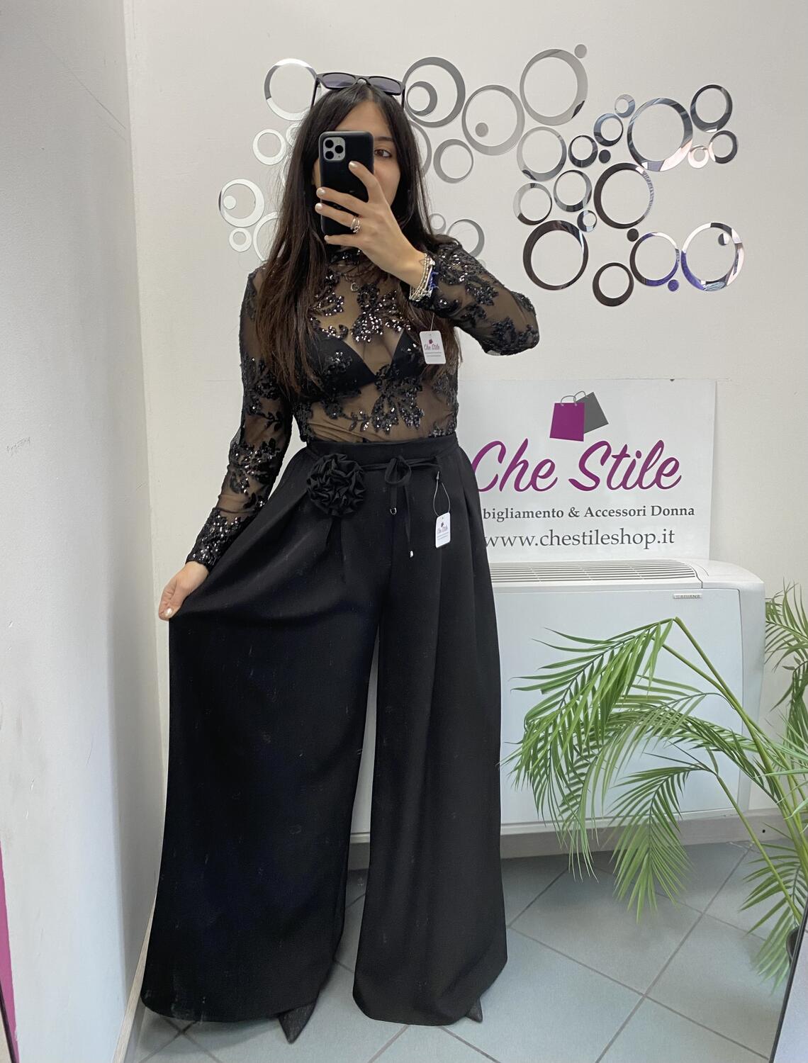 NOVITÀ Pantalone effetto gonna con spilla