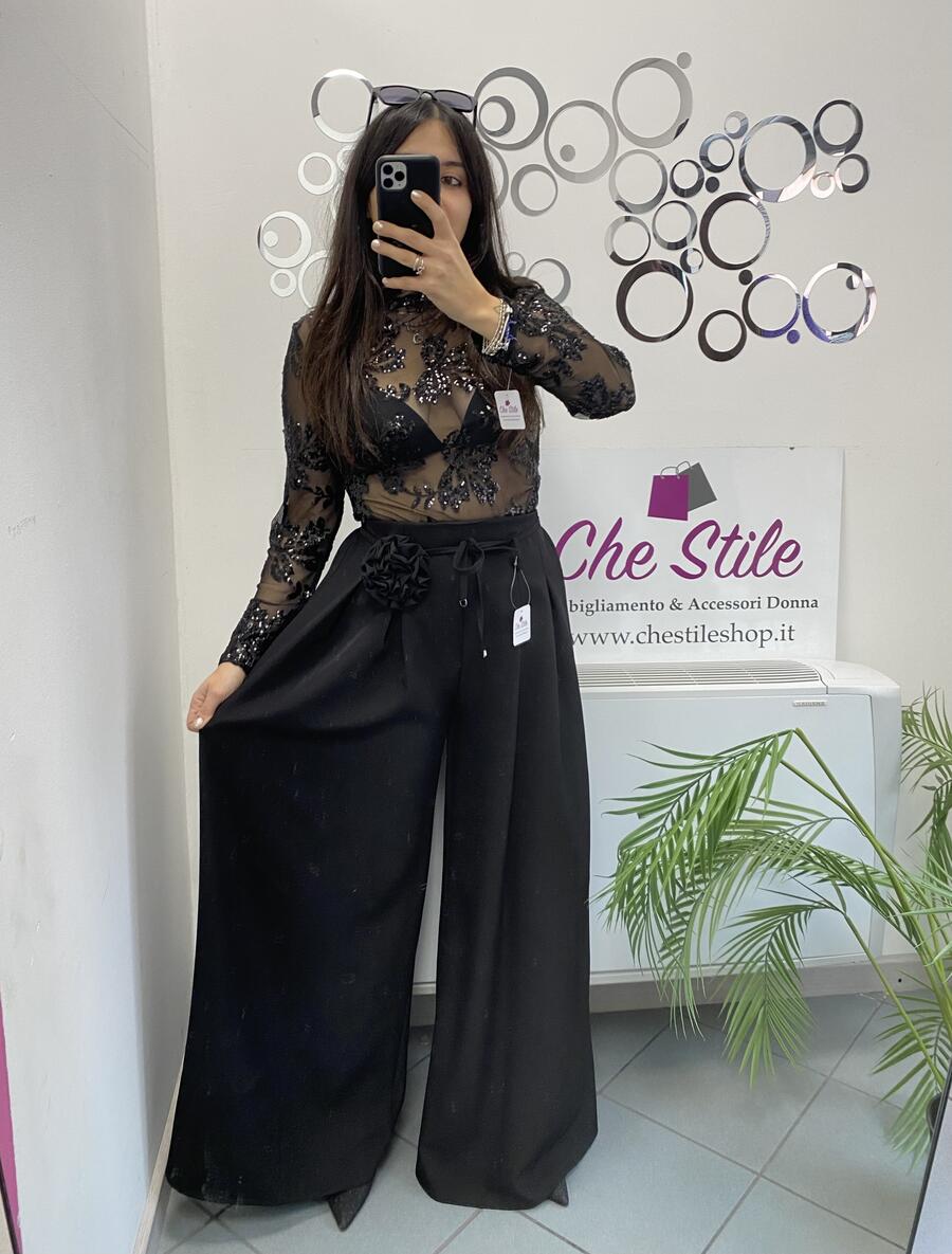 NOVITÀ Pantalone effetto gonna con spilla