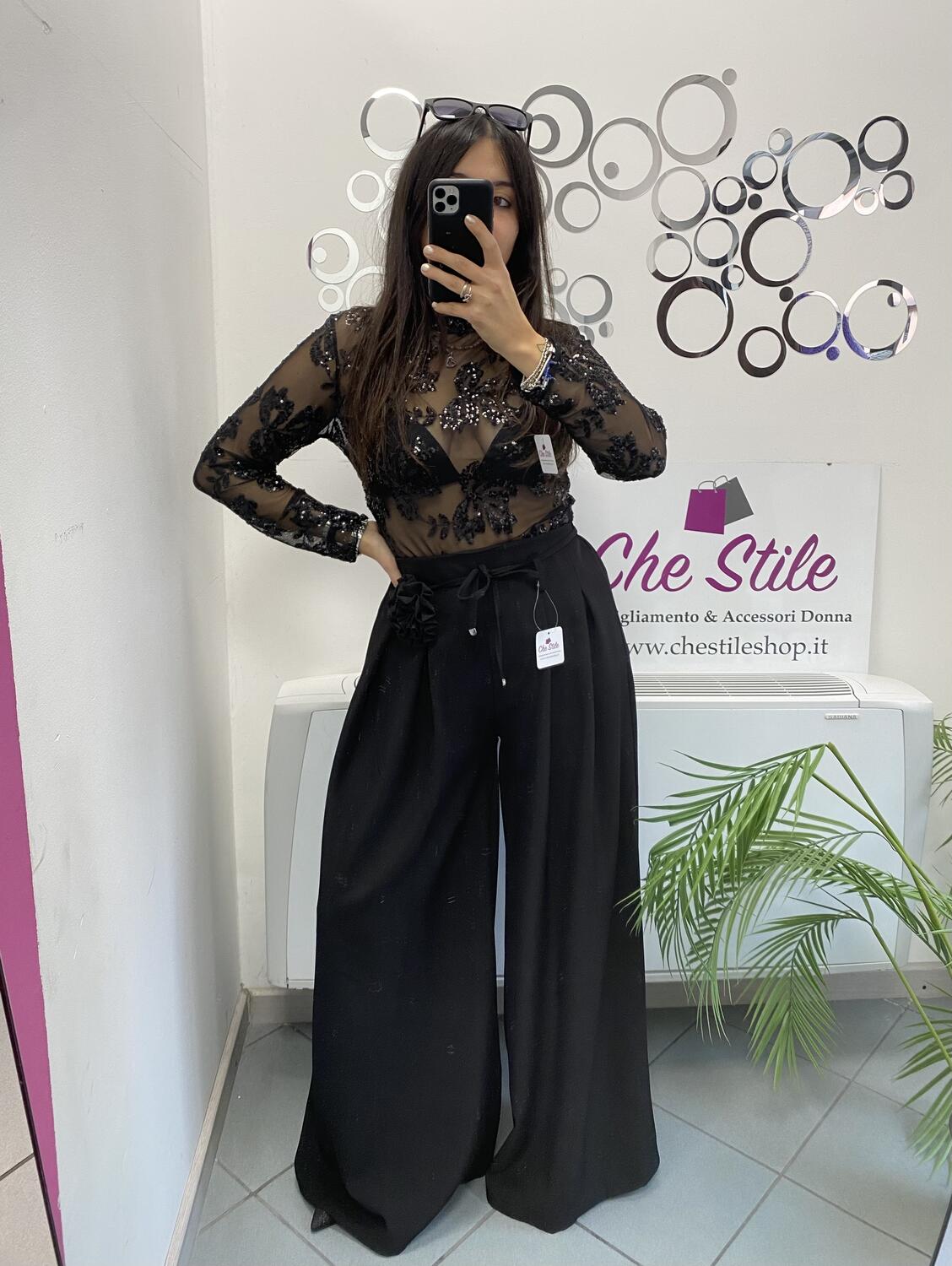 NOVITÀ Pantalone effetto gonna con spilla