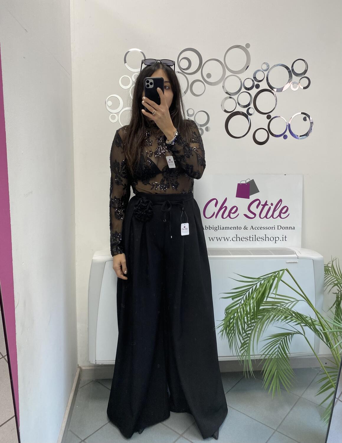 NOVITÀ Pantalone effetto gonna con spilla