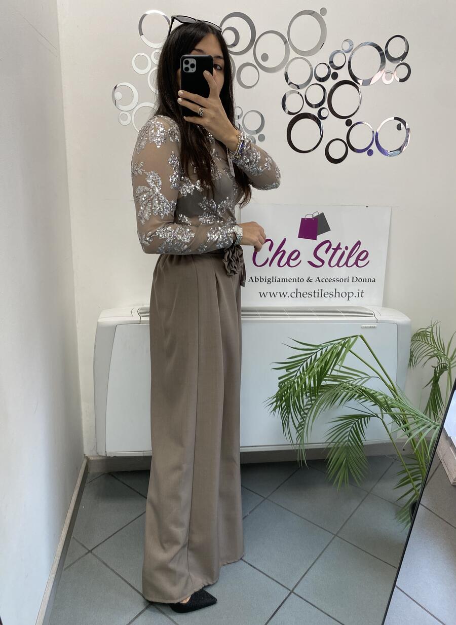 NOVITÀ Pantalone effetto gonna con spilla