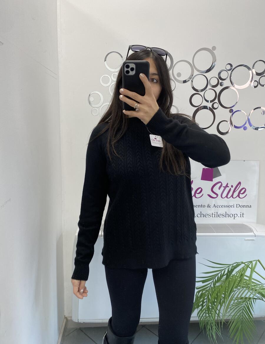 NOVITÀ Pull mezzo collo trama treccia frontale