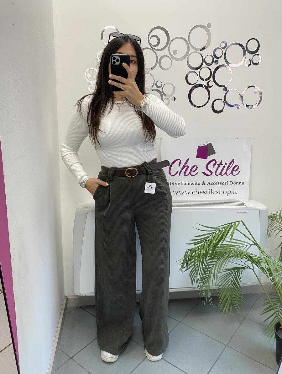 NOVITÀ Pantapalazzo a costine in velluto 