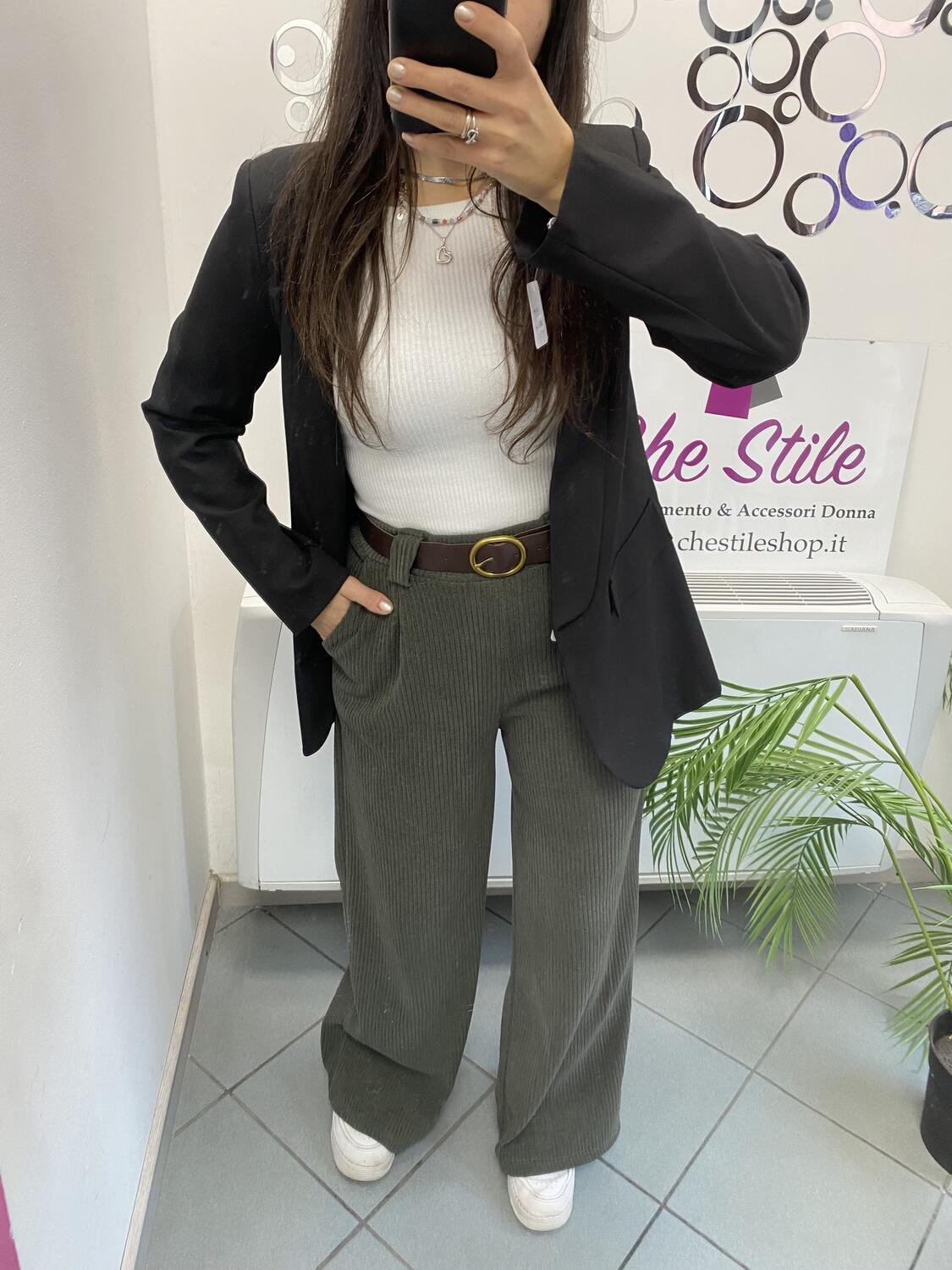 NOVITÀ Pantapalazzo a costine in velluto 