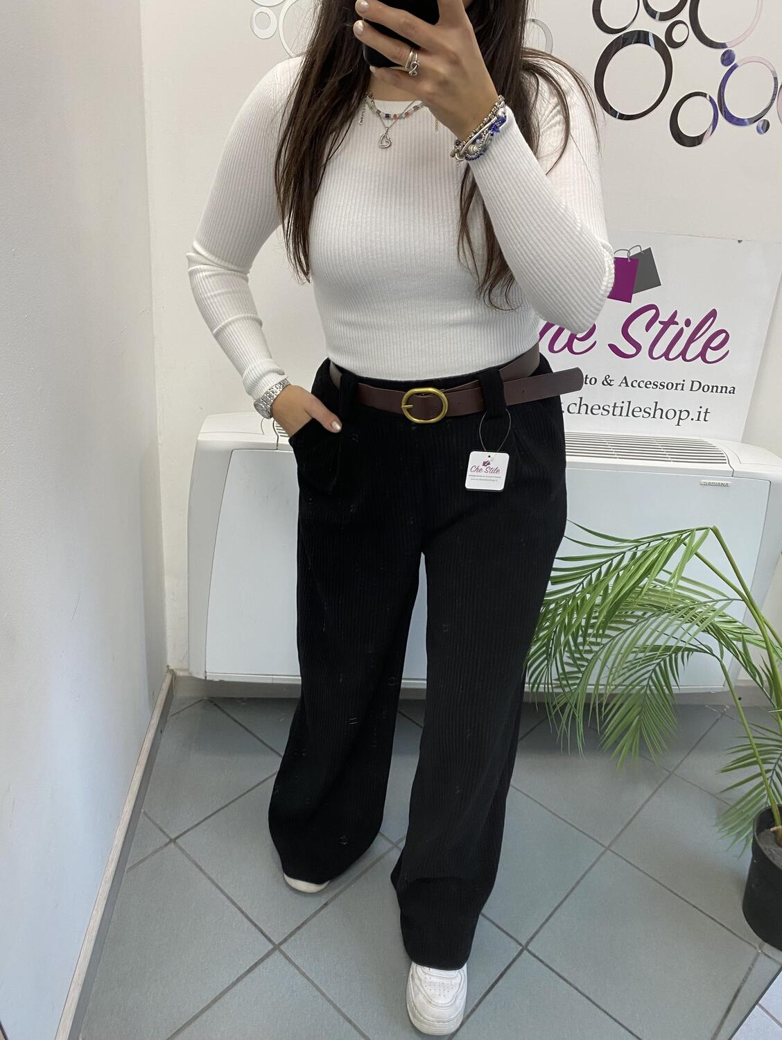 NOVITÀ Pantapalazzo a costine in velluto 