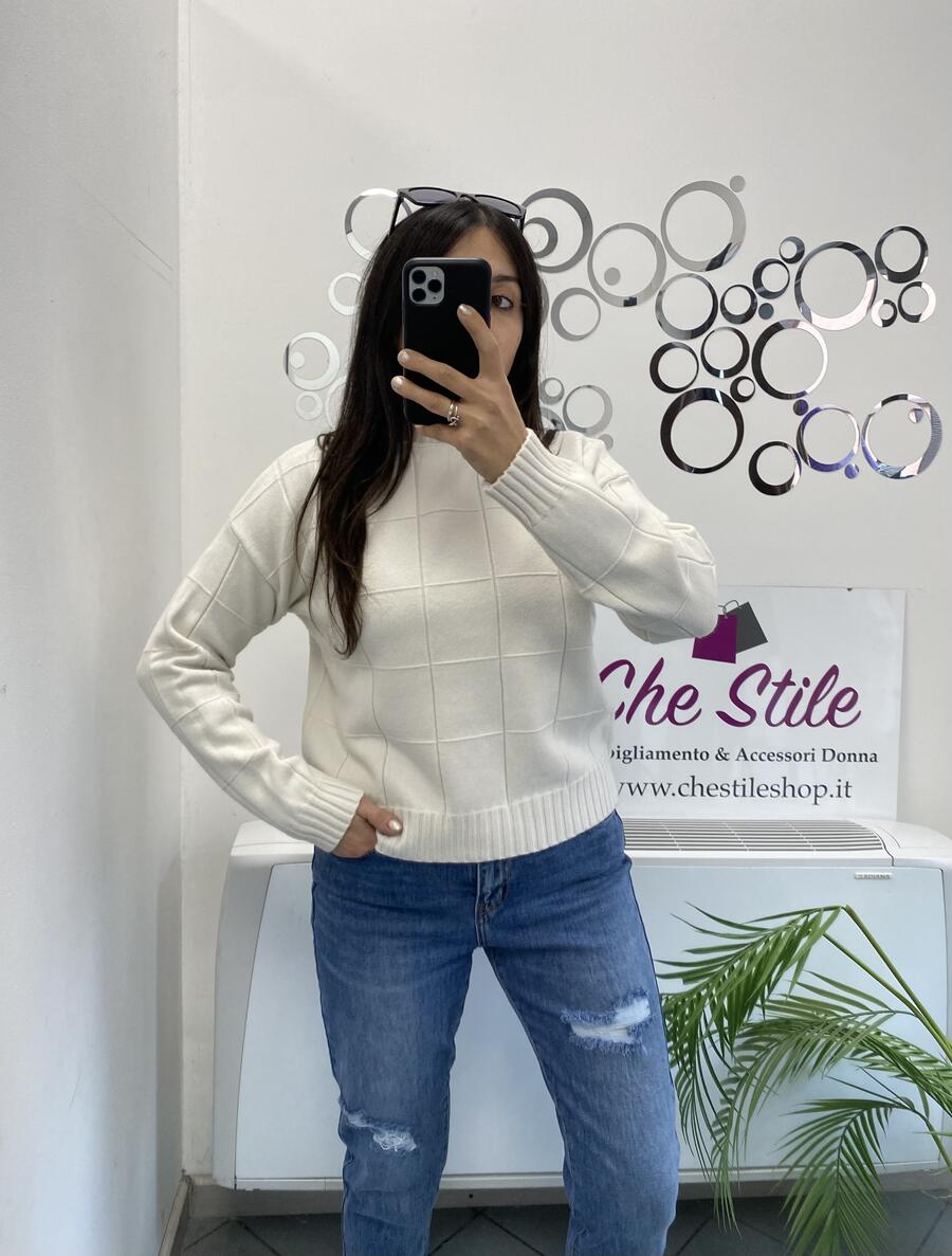 NOVITÀ Pull dolcevita a scatoletta trama scacchi in rilievo