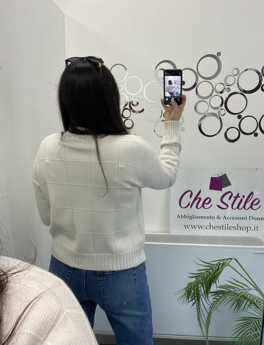 NOVITÀ Pull dolcevita a scatoletta trama scacchi in rilievo