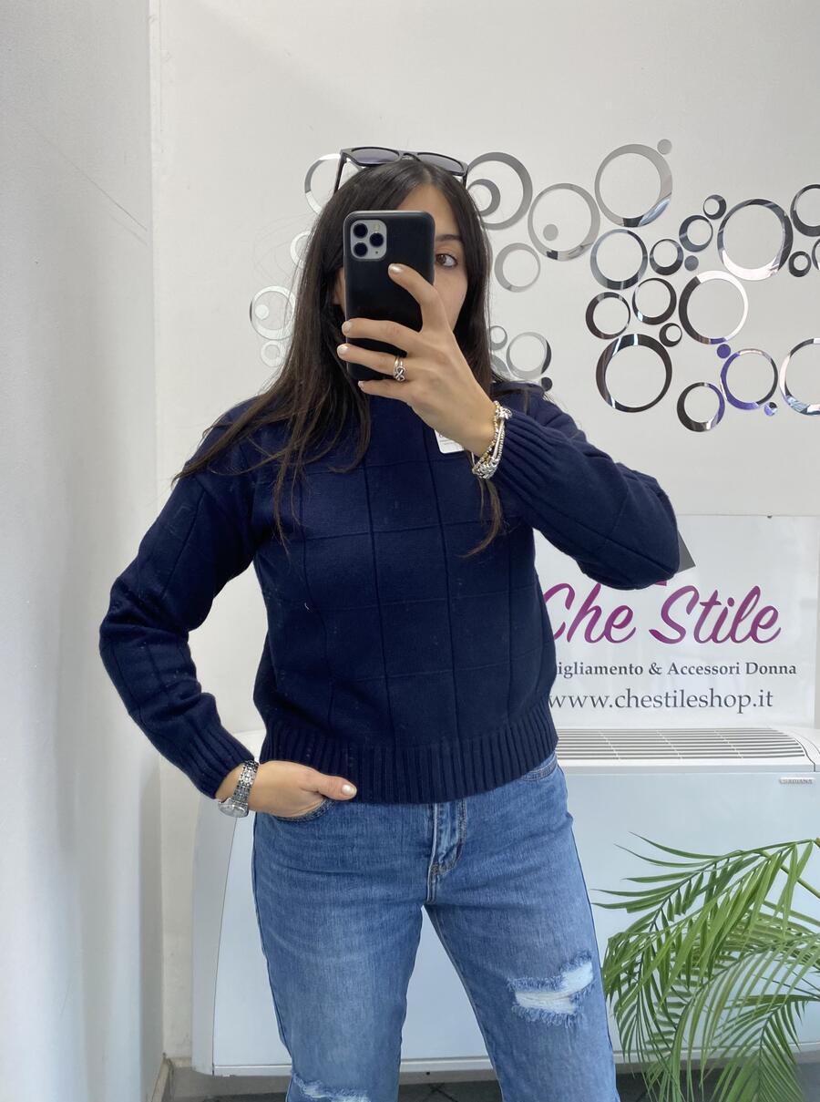 NOVITÀ Pull dolcevita a scatoletta trama scacchi in rilievo