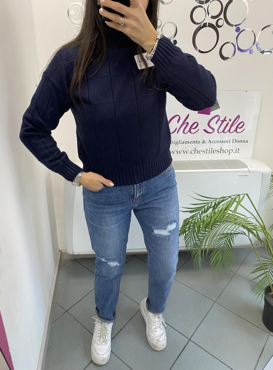 NOVITÀ Pull dolcevita a scatoletta trama scacchi in rilievo