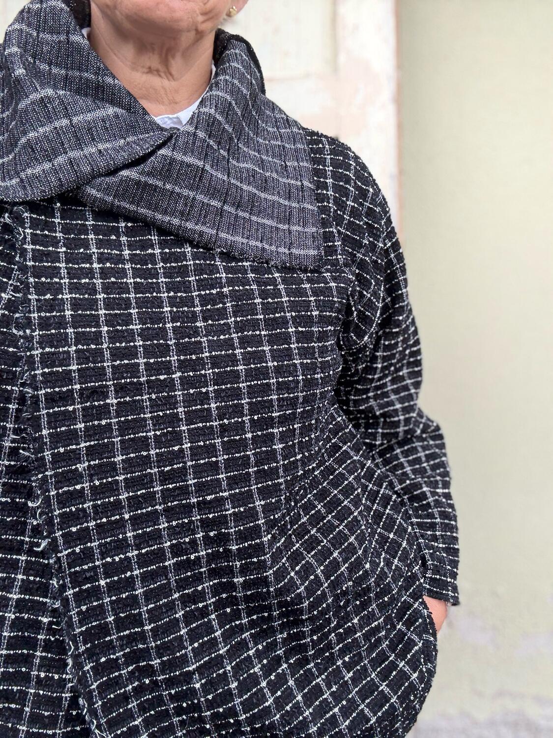 Giacca nero e mini paillettes