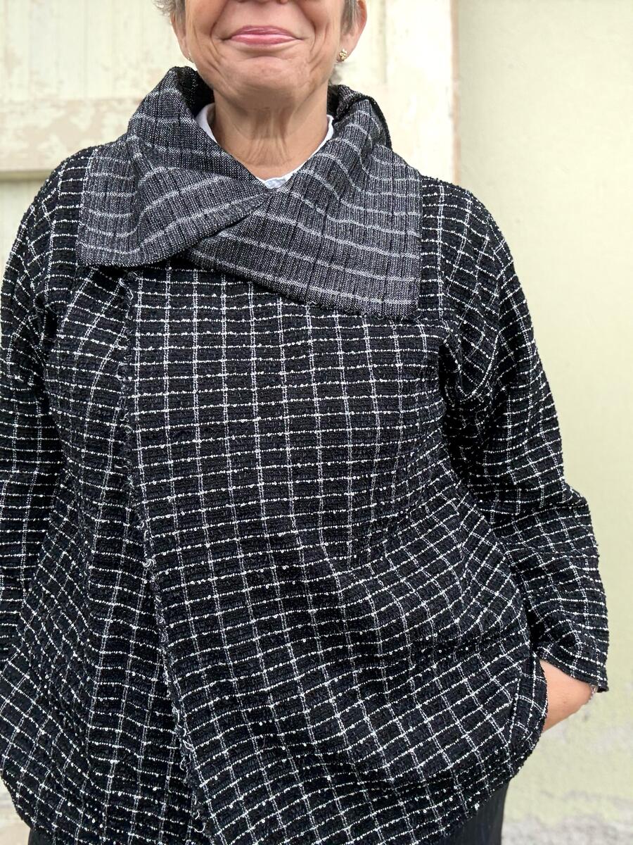 Giacca nero e mini paillettes