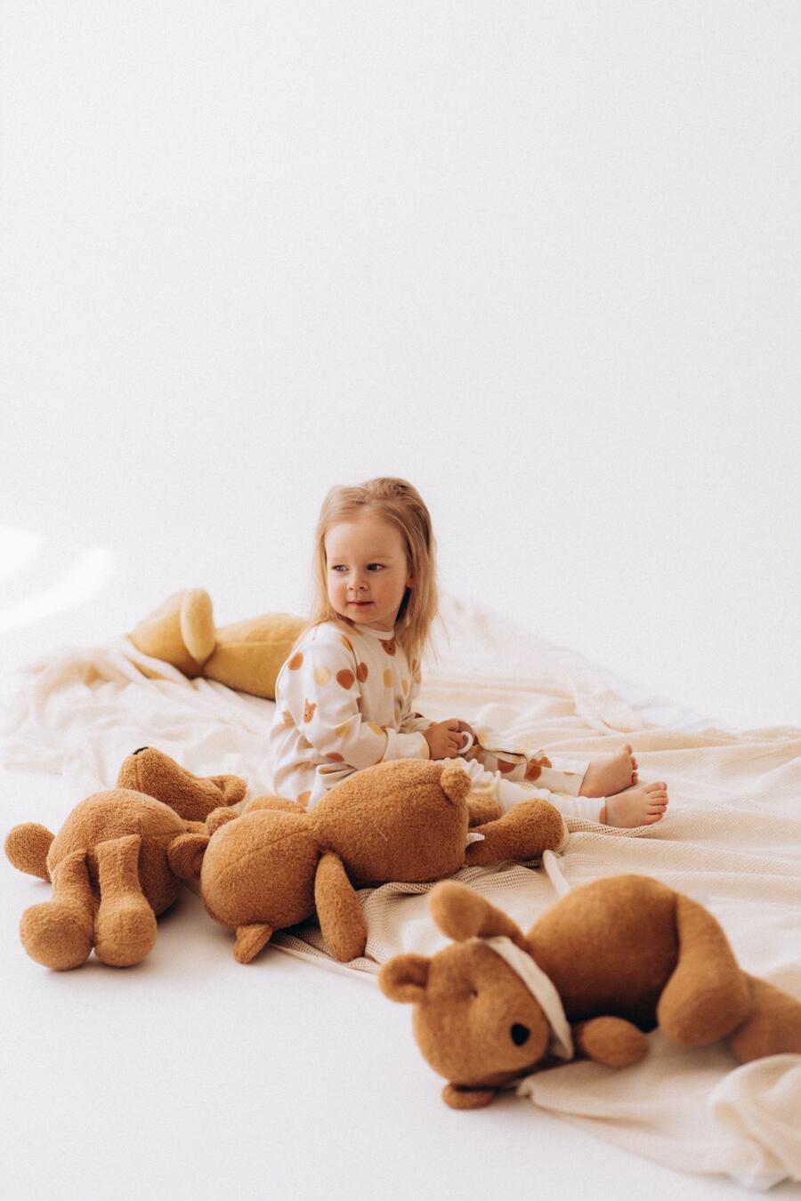 Orsetto con Collare Alma – Peluche 53 cm in Cotone Organico | Wooly Organic