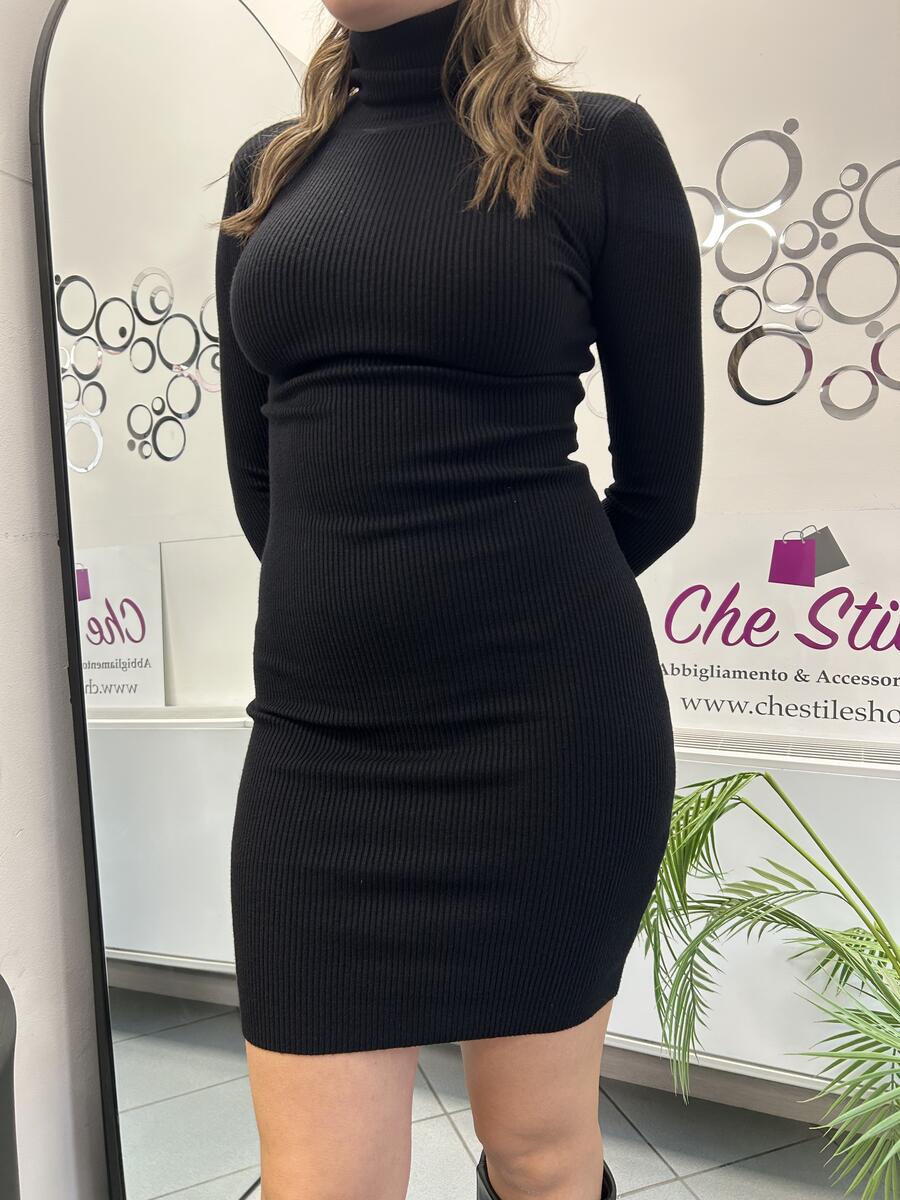 NOVITÀ Abito dolcevita in maglina 