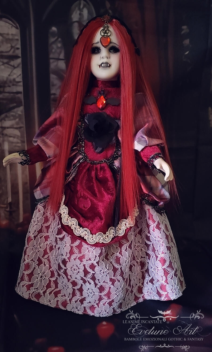 Ginevra - Vampira Bambola in porcellana fatta a mano