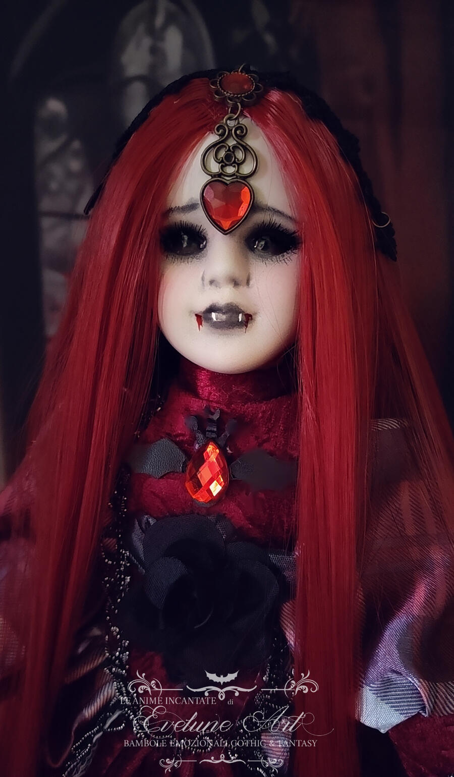 Ginevra - Vampira Bambola in porcellana fatta a mano