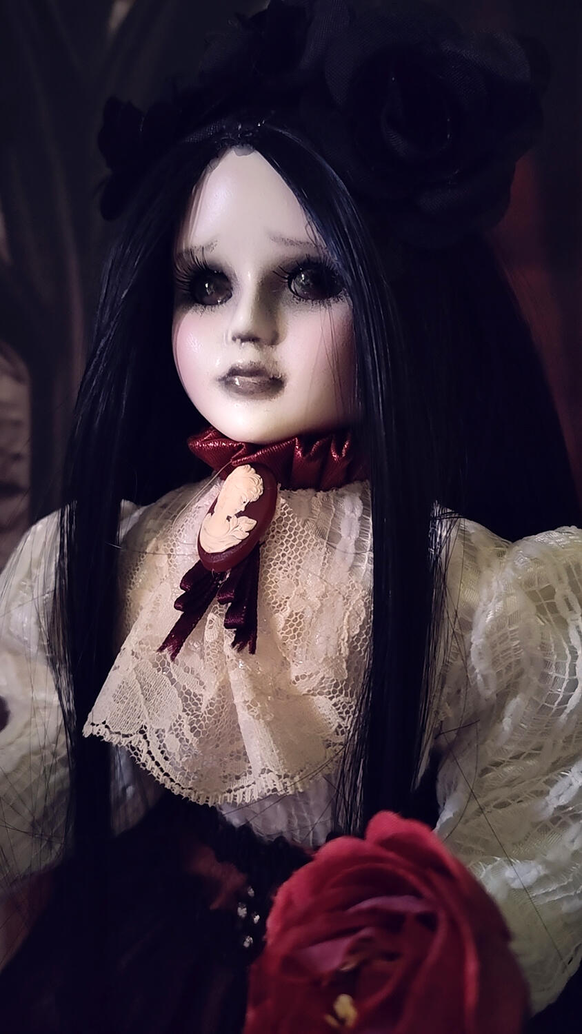 Dafne Bambola gotica in porcellana fatta a mano