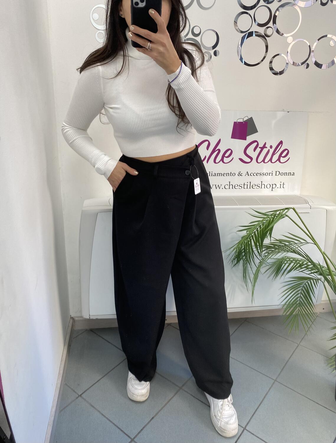 NOVITÀ Pantalone baggy chiusura storta